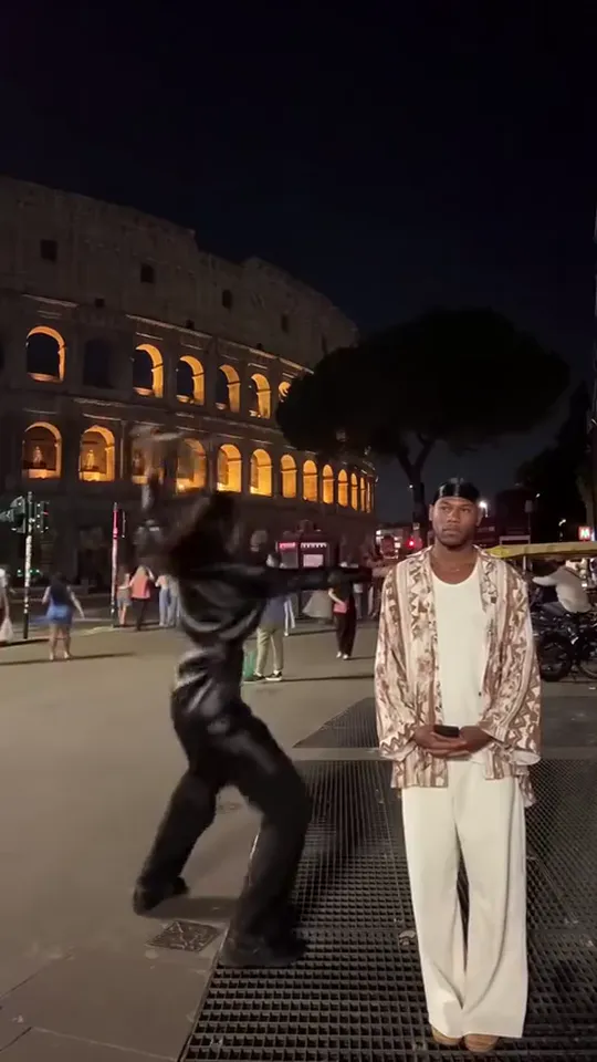 This scene: Colosseum dance